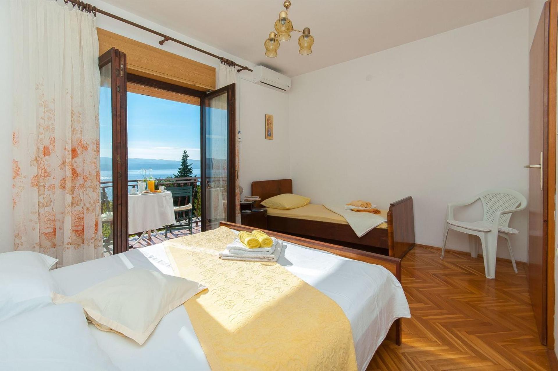 Franka Apartment Stanici